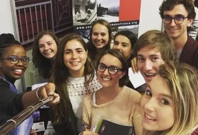 bourses d'études doctorales